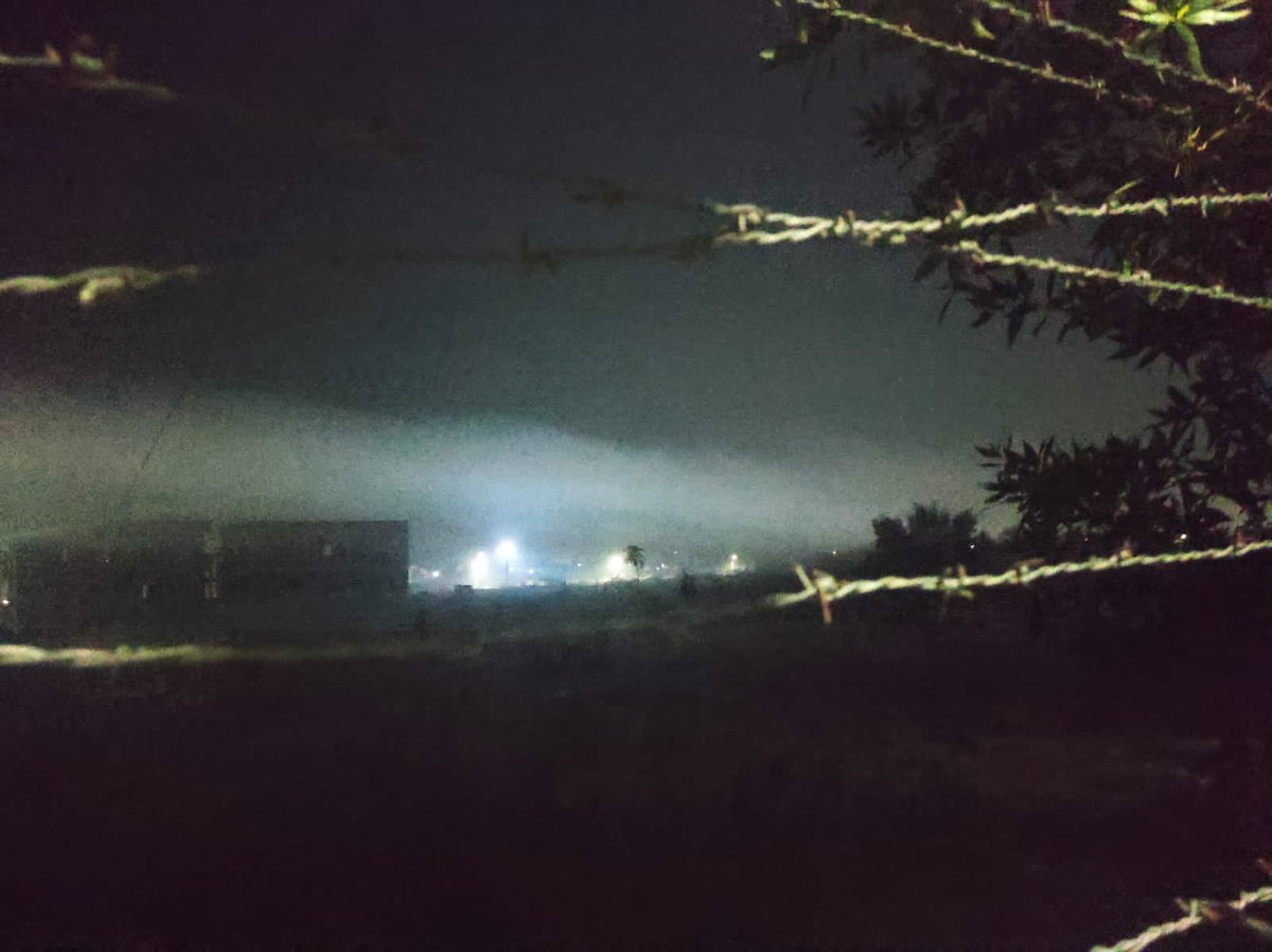 PrasadMarthi's tweet photo. Dear @KTRTRS Garu, lot of smoke in entire Beeramguda because of dump yard. This is not for the first time we are experiencing the issue. When will the dump yard be shifted from residency area. Lot of kids and elderly people experienced breathing issue today. https://t.co/OuytxQZDIx