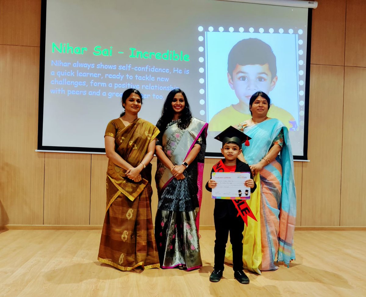 MihiNihar's tweet photo. GRADUATION SERIES
•
•
•
•
•
#graduationday🎓 #graduation #graduationceremony2022 #convocation #convocationceremony #graduationdays #graduationseries #feelingblessed #proud #graduated #promotion #promotionday #convocationdress #convocationday🎓 #mihi #mihiandnihar #mihinihar https://t.co/ptUe2ef6Hq