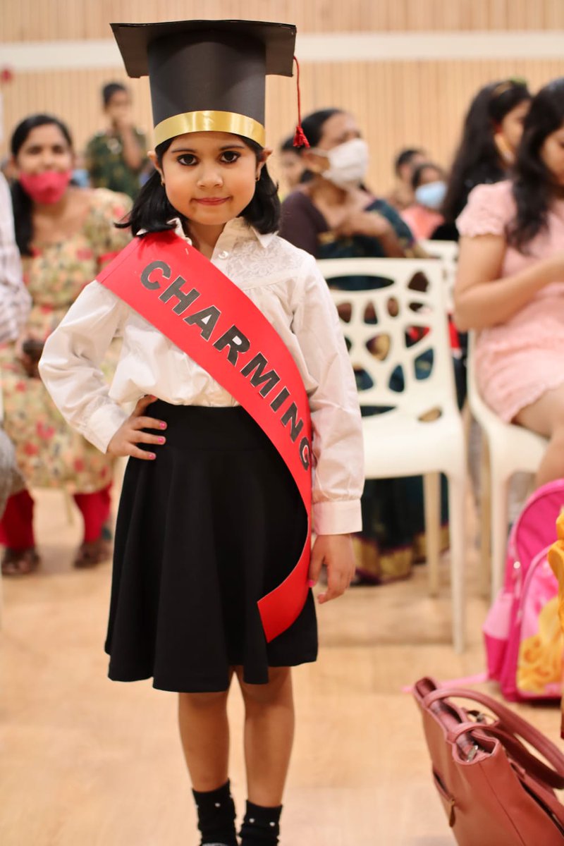 MihiNihar's tweet photo. GRADUATION SERIES
•
•
•
•
•
#graduationday🎓 #graduation #graduationceremony2022 #convocation #convocationceremony #graduationdays #graduationseries #feelingblessed #proud #graduated #promotion #promotionday #convocationdress #convocationday🎓 #mihi #mihiandnihar #mihinihar https://t.co/uvwsNEP0iV