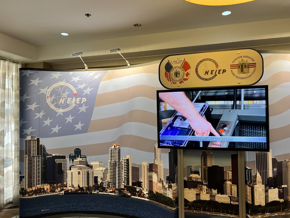 David_LopezJr's tweet image. Excited to kick off the first day of the IUEC/NEIEP Open House!! #iueclocal21 #TxLabor #WeBuildTx