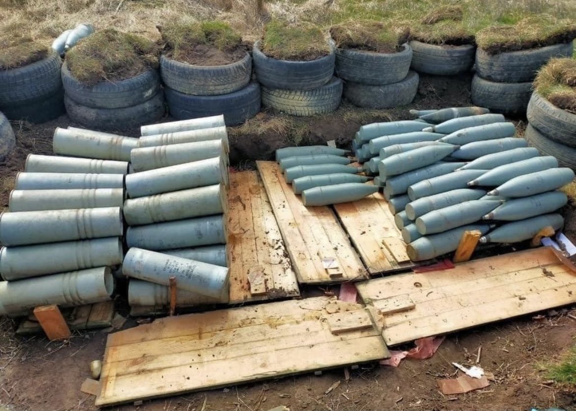 BanjalukaEmil's tweet photo. Russian artillery battery of D-20 captured by Ukrainian armed forces #Ukraine #Russia #RussiaUkraineWar https://t.co/fHNuz57puR