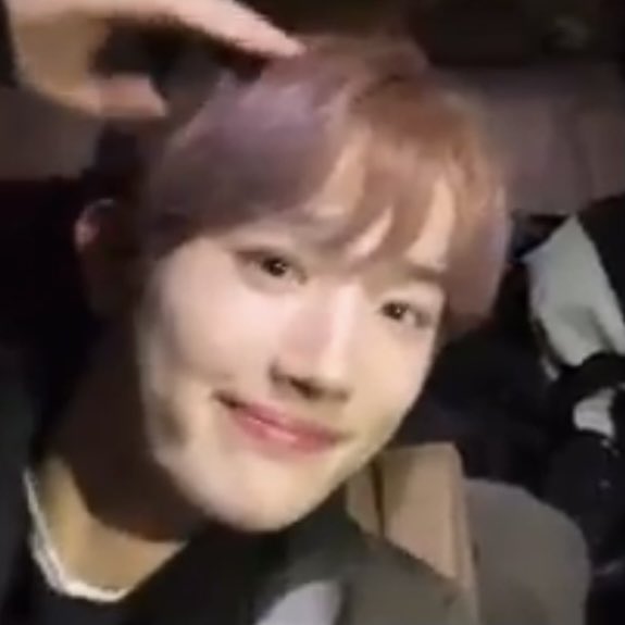 HYUKsource tweet picture