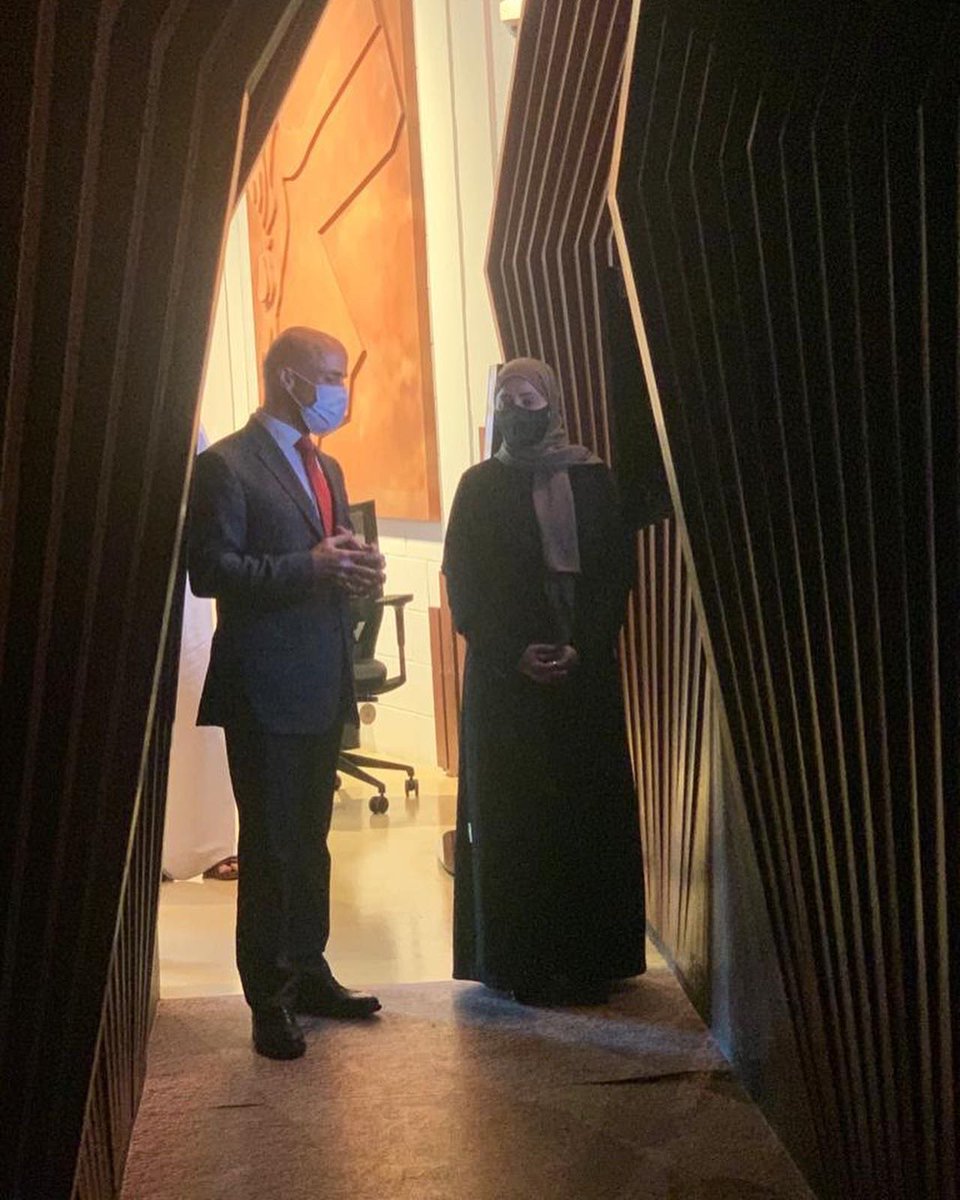 expo2020jo's tweet photo. وزيرة الدولة للتطوير الحكومي والمستقبل في حكومة دولة الإمارات معالي عهود بنت خلفان الرومي تزور الجناح الاردني المشارك في اكسبو 2020 دبي.

#الأردن #اكسبو٢٠٢٠ #دبي https://t.co/gQ2rJPbx38