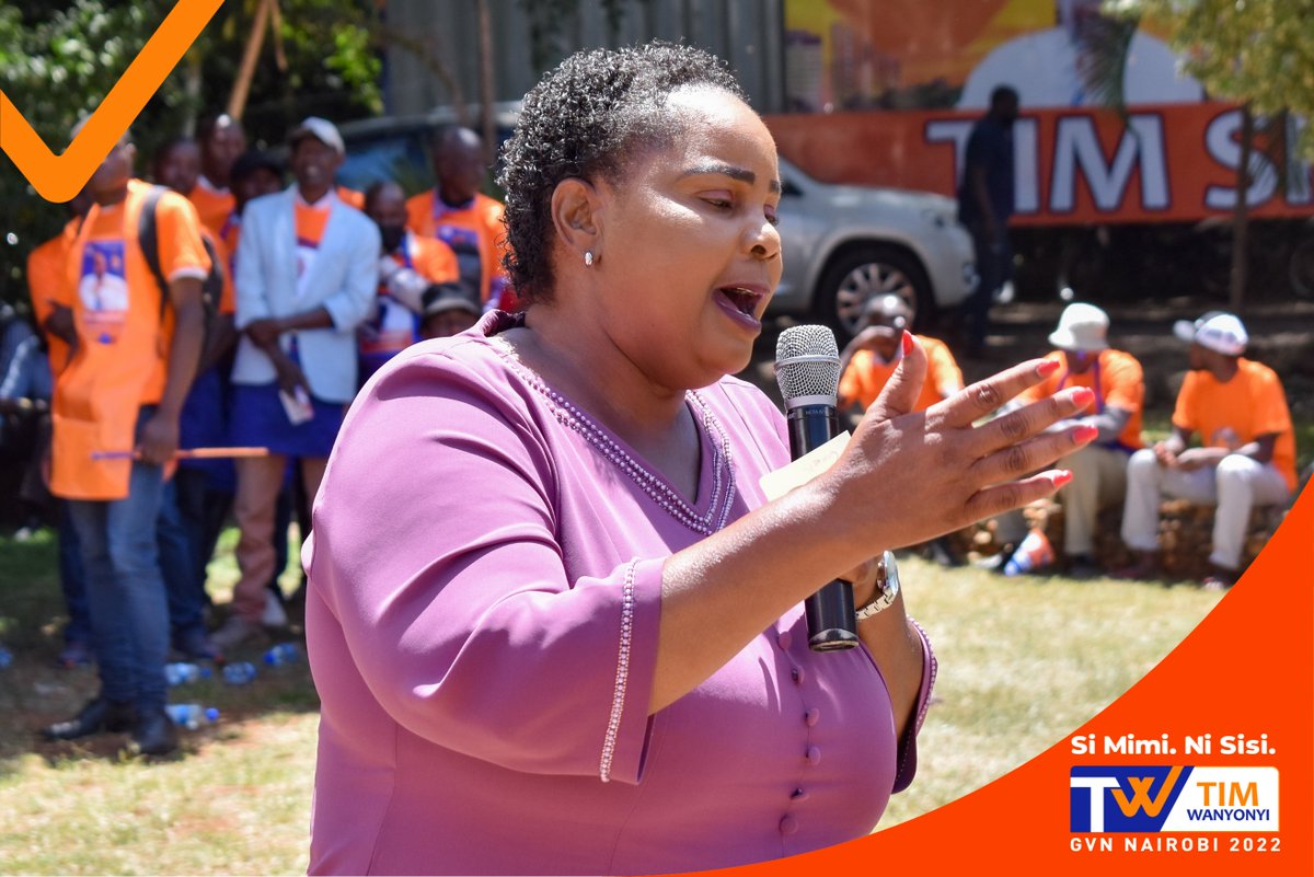 HonTimWanyonyi's tweet photo. Today I met and spent time listening to hawkers and small business owners from all over Nairobi at the TW Communication Center. We discussed on the local economic challenges and hardships they face as small traders. 
#SiMimiNiSisi #Nairobi4Tim #TimWanyonyi https://t.co/Yp09zbGfW9