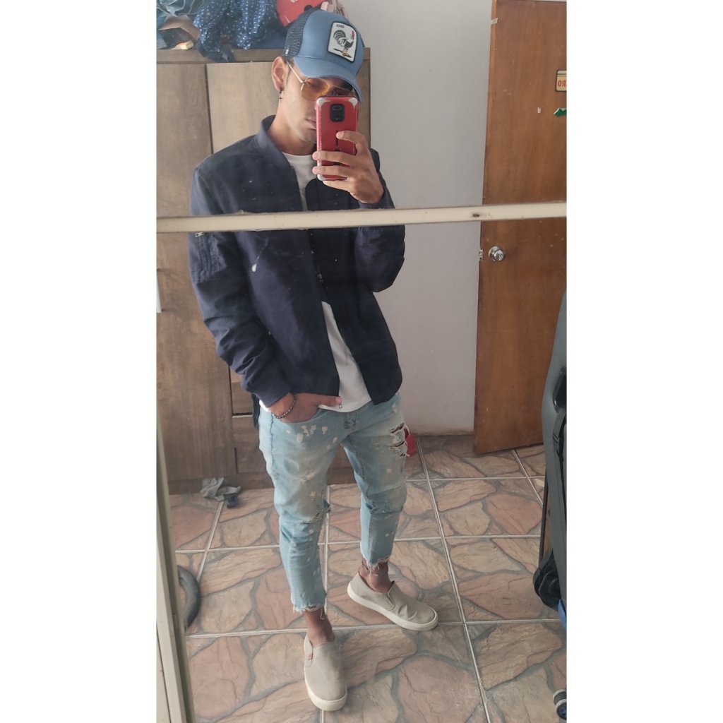 facundof1's tweet photo. Superarte cada día, solo tu decides la altura de tu techo💪🏾 https://t.co/eieEkYwLkg