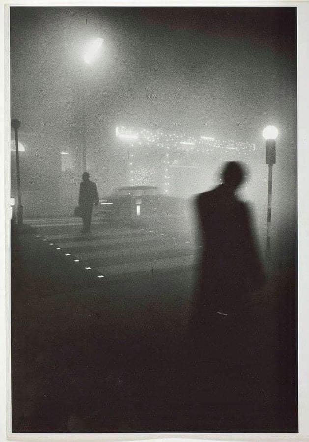 wonderful_g's tweet photo. Strangers in the night

📸 Saul Leiter,Anni  50 https://t.co/vgj16WKNDD