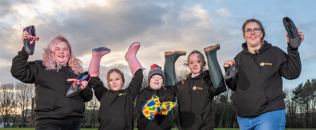 📣 CHARITY WALK FOR YOUNG PEOPLE AFFECTED BY CANCER @CancerFundChild's Youth Advisory Group have organised a mile long walk at Antrim Castle Gardens this Sat 19th Mar. 
Find out more and get involved: ni4kids.com/2022/03/15/cha… Please RT!💛