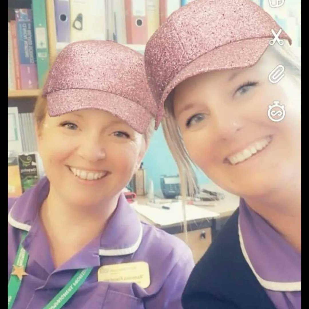Louisepanes2's tweet photo. Today is #NationalCancerCNSDay

A day dedicated to highlighting the important work that nurses do every day to support people living with cancer.

It's a privilege to do my job &amp;I work with some awesome nurses &amp; lucky enough to have them as my besties.@bex1601 @NesterF @uhbwNHS https://t.co/0NP5f1tBuO