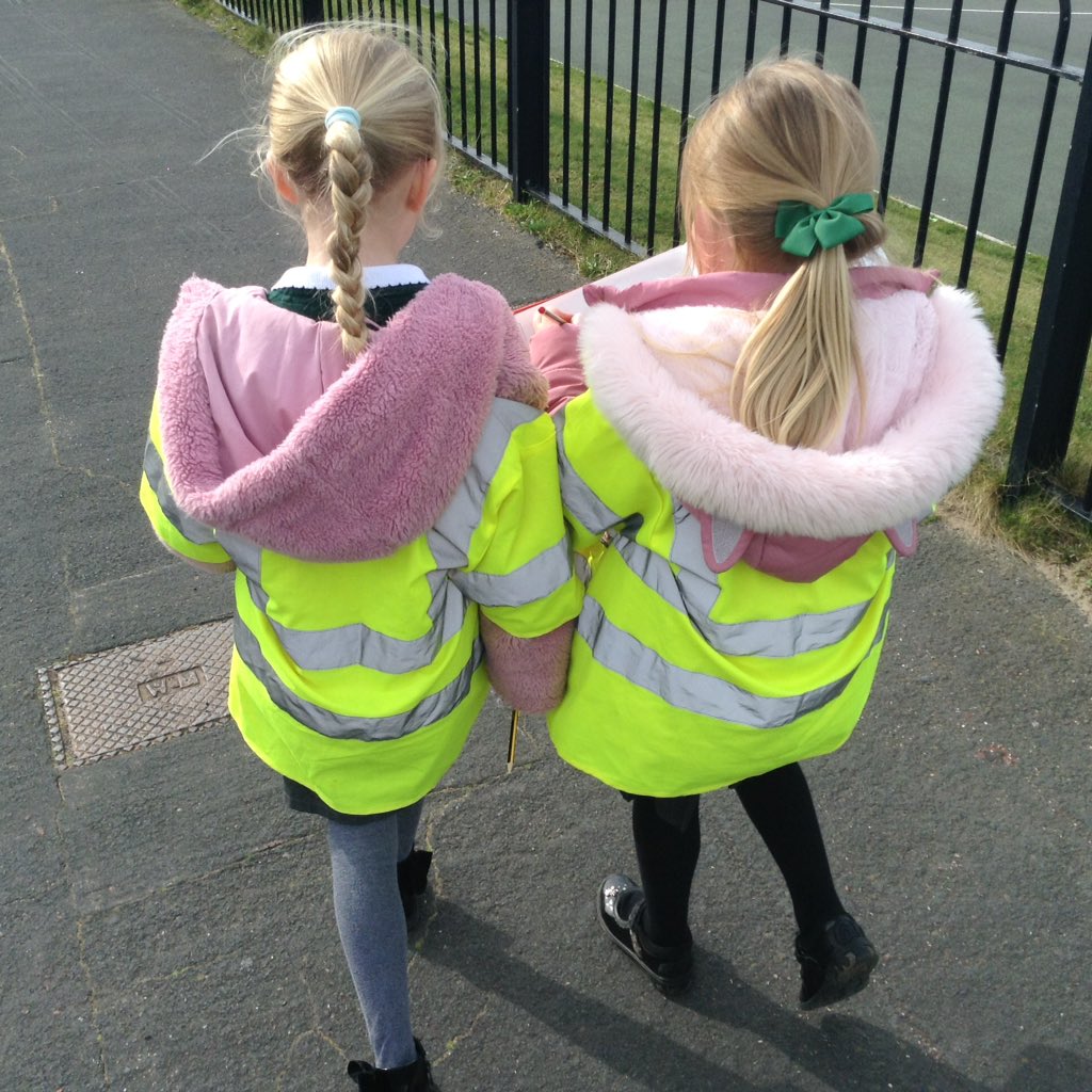 HoylakeHolyTrin's tweet image. Y1/2 had so much fun on their geography fieldwork trip today. We looked at lots of physical and human features around Hoylake. #ourlocalarea