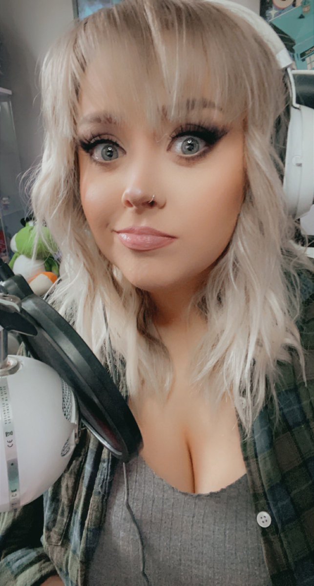 its_jiimjam's tweet photo. 🔴 LIVE NOW

New Spooky Game Alert!!! Playing ‘Martha is Dead’ on stream right now! Let’s find out what happened! 

🔗 https://t.co/btYBsO43hm

Hope to see you there 💀

#LiveStreaming #twitchstreamer #scottish #SmallStreamersConnect #gamergirl #MarthaIsDead #HorrorCommunity https://t.co/smNf6xhjNw