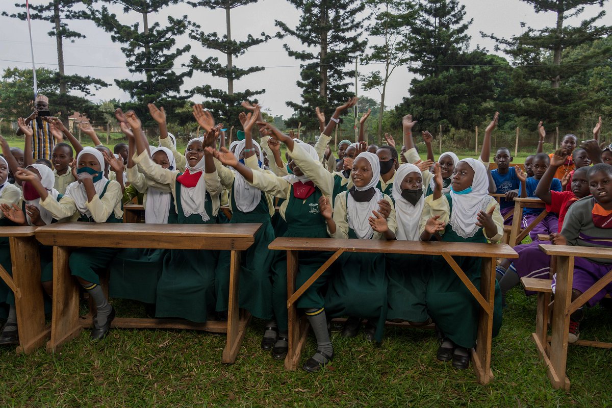 ea_movement's tweet photo. The incredible efforts from @PamooJa @greatchildfound @blessedtoblessc @amponda_cares @AmaniNetwork20 

#PamooJa #Uganda #SisiNiEastAfrika #Education #TogetherWeCan https://t.co/Wnce5P2VwX
