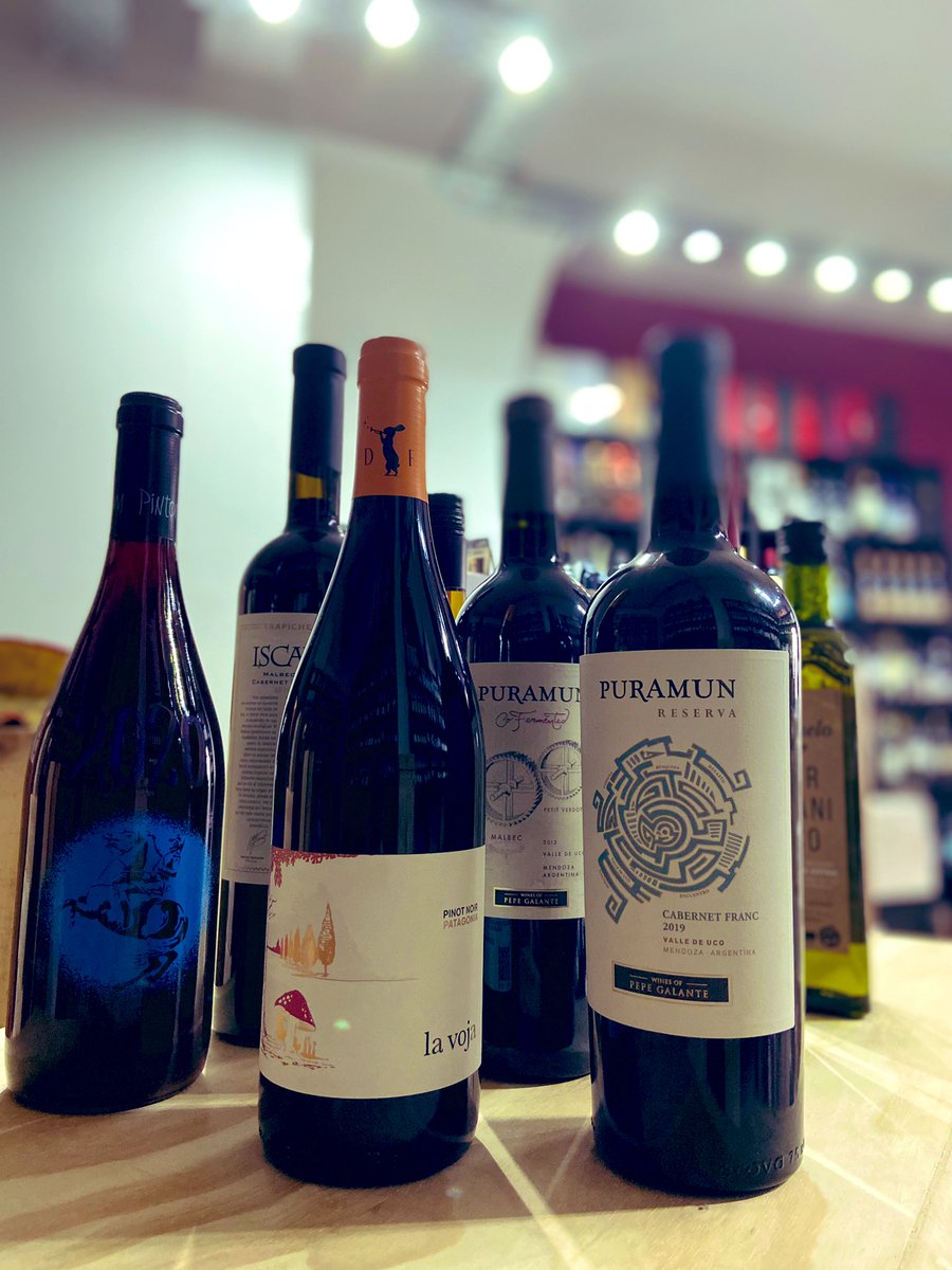 OzonoWines's tweet photo. Martes de novedades ☺️🍷 #PintomSur #Puramun #LaVoja #Iscay #ZueloOrganico https://t.co/4gGdG8xYRM