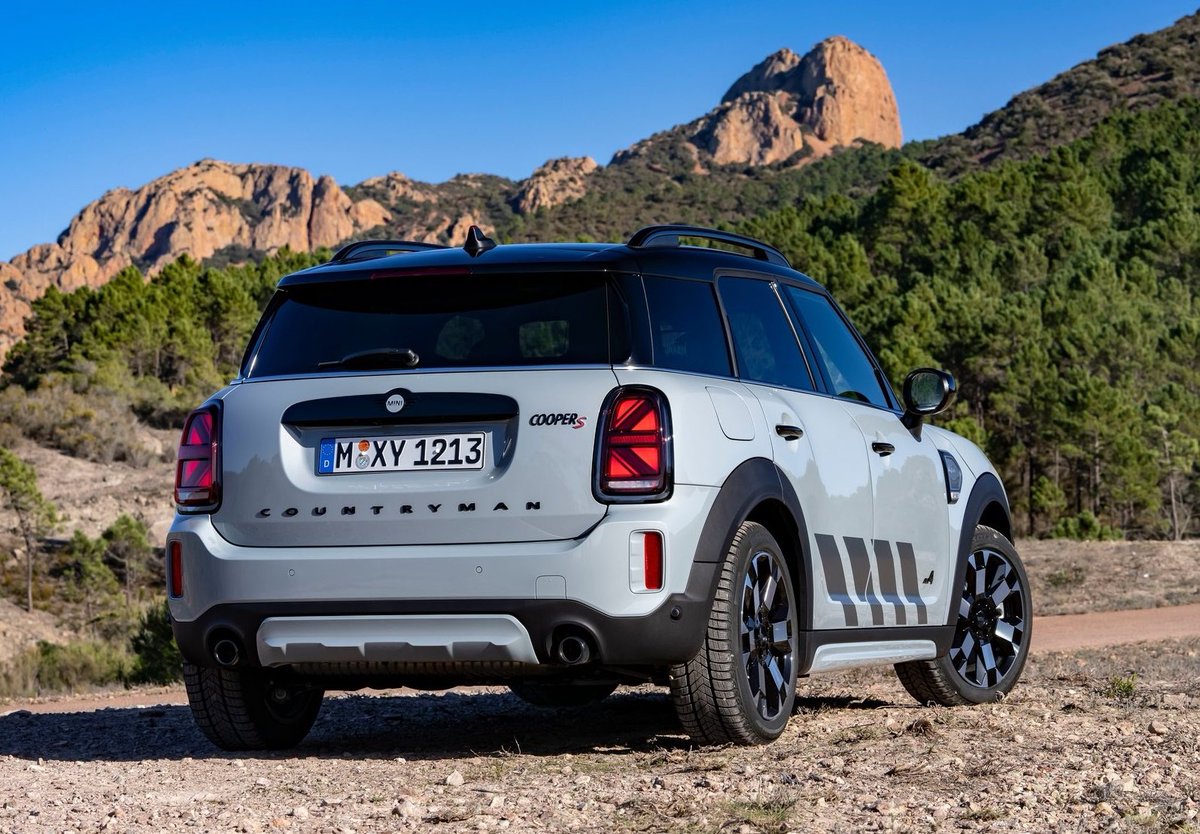 khuleonwheels's tweet photo. MINI announces Cooper Countryman S ALL4 Untamed Edition. See details here: https://t.co/zbwOFtt33C.
#MINI #MINICooper #MiniCooperCountryman https://t.co/DfHWeBB7IY