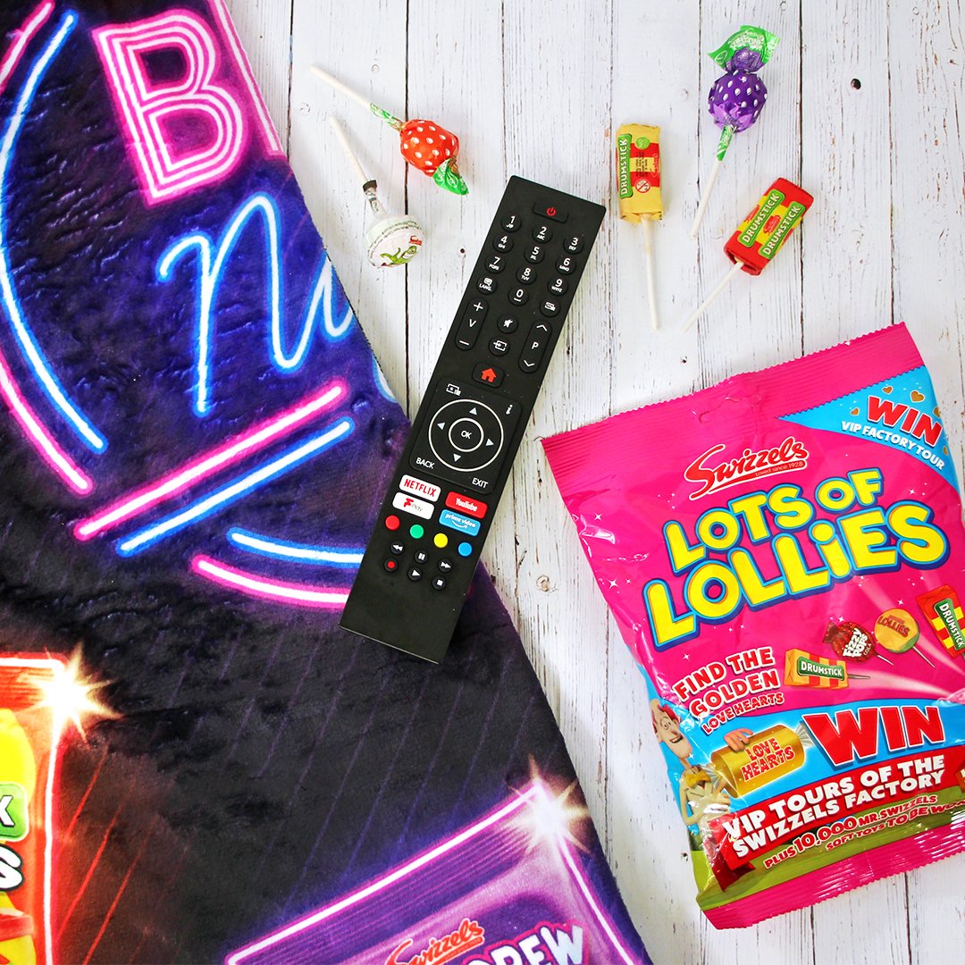 SwizzelsMatlow's tweet photo. Happy Hump Day! Tuck into a mid-week treat with our Lots of Lollies bag 🍭
What's your favourite lolly?
#SwizzelsBigNightIn #BigNightIn #Swizzels https://t.co/Y5xVV4EWyX