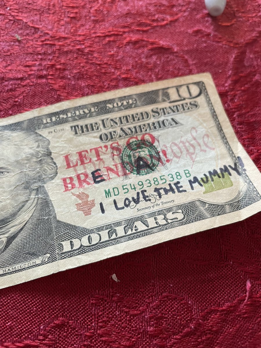 Siah 🌭 tweet media