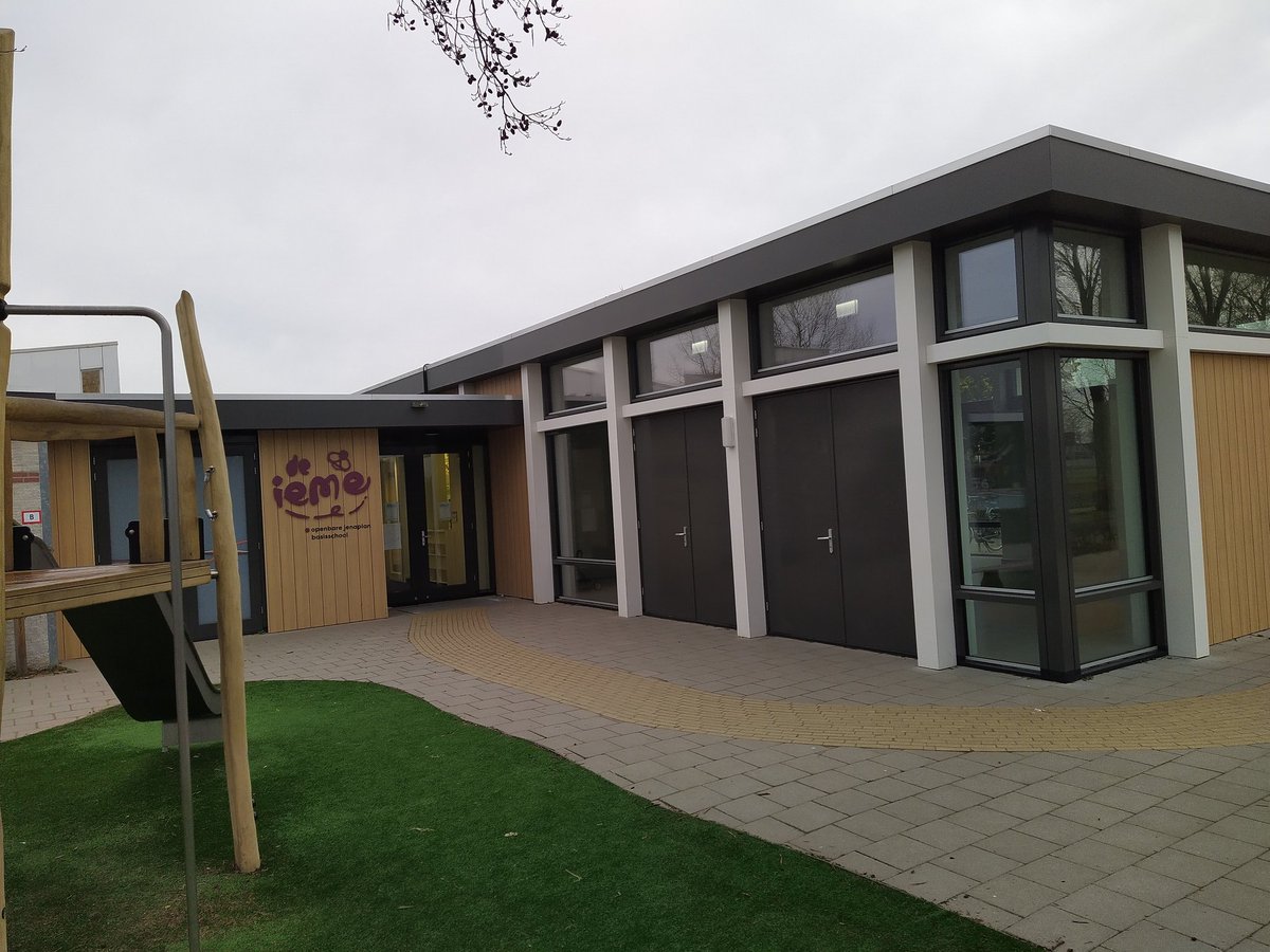 obsdeieme's tweet photo. Kom je morgen stemmen? 
Ons speellokaal is vanmiddag ingericht als stemlokaal voor de #gemeenteraadsverkiezing2022  #Meierijstad #burgerschap https://t.co/S2TVdVB9FG