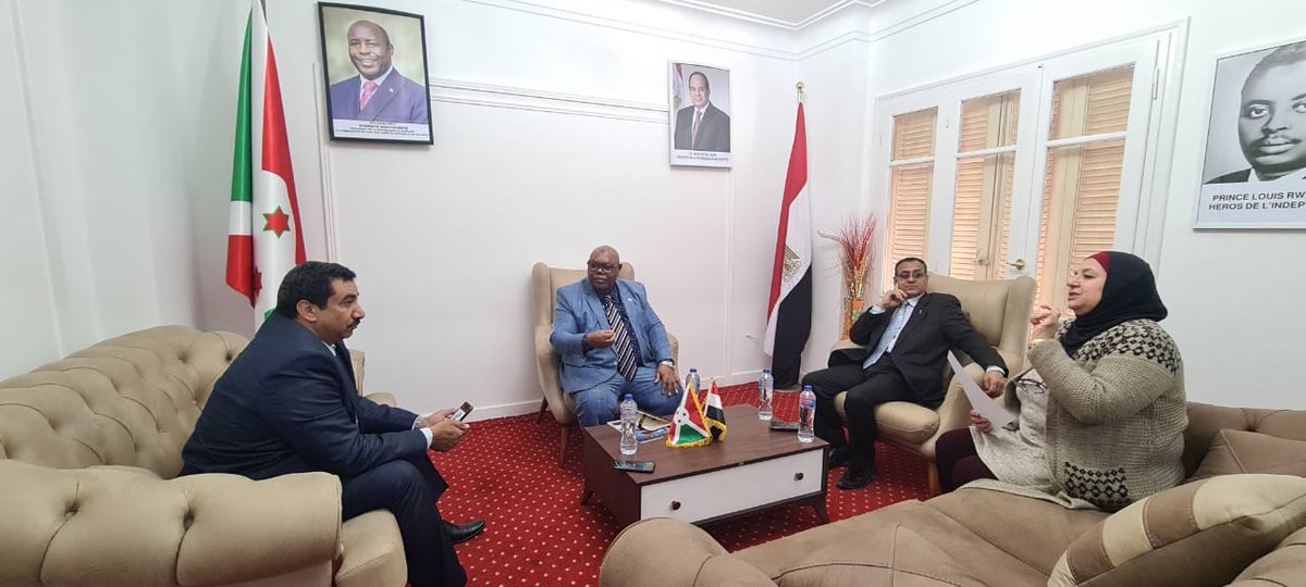 BurundiEgypt's tweet photo. Yussuf Bashar Ahmed, Responsable d'une usine des matelas #RITA  a été reçu  par l'Amb @RachidSheikh. C'était une visite de courtoisie. Il a profité de la l'occasion pour présenter ses produits et à inviter l'Amb.🇧🇮 pour visiter son usine. Souhait d'exporter ses produits au Pays. https://t.co/1Vd7SZDzYr