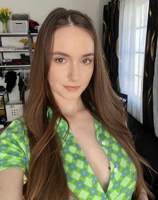 TW Pornstars - Hazel Moore. Pictures and videos from Twitter. Page 4