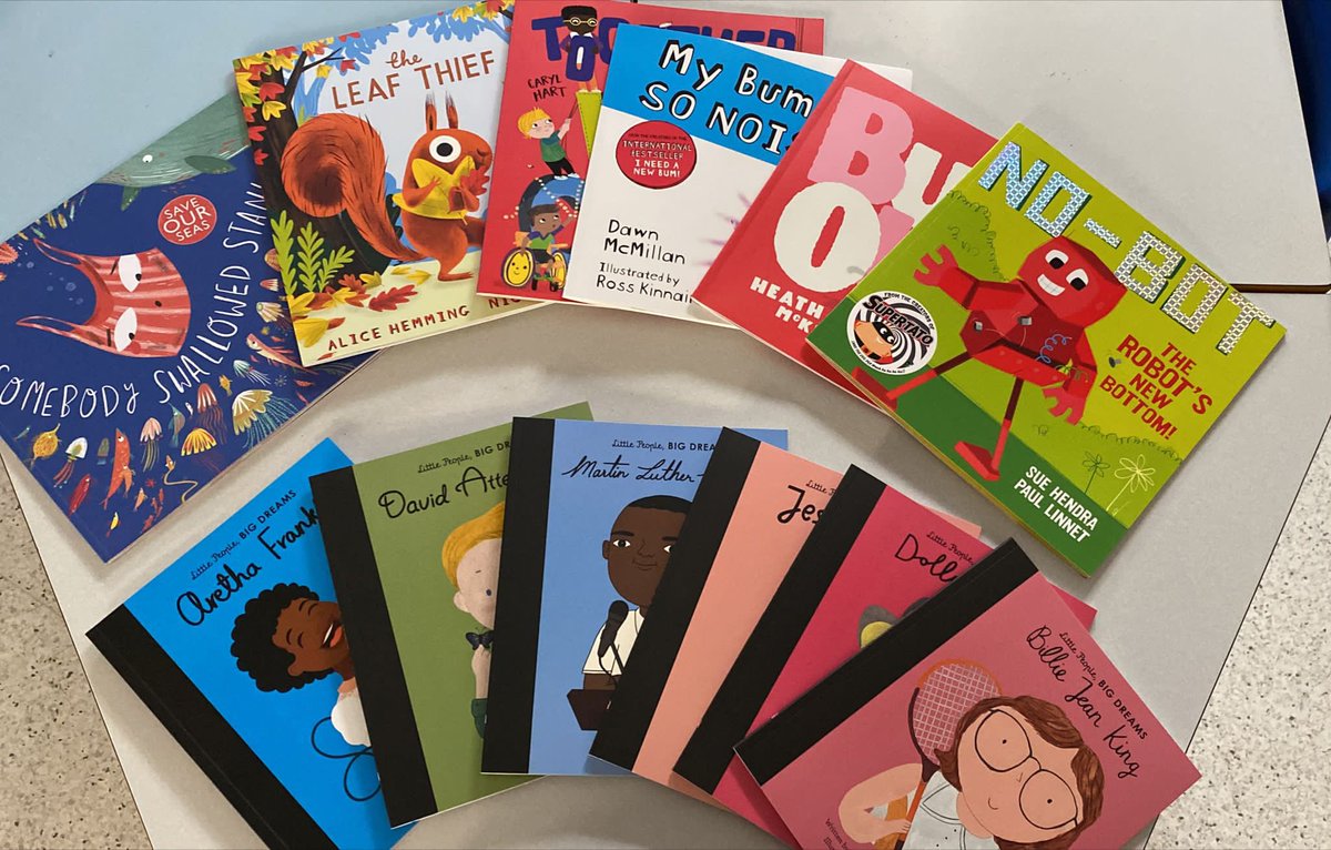 HPS_LowerSchool's tweet photo. A huge thank you for the continued support from our lovely Jebb parents! We raised so much money that we bought all of the remaining books for 1J AND have leftovers … so any book suggestions are welcome as I will be buying more books for our class. Love From Mrs Holloway https://t.co/5VtD55OpkB