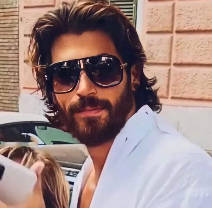 Merxe85630905's tweet photo. Can Yaman ❤️ https://t.co/F172HrCjbT