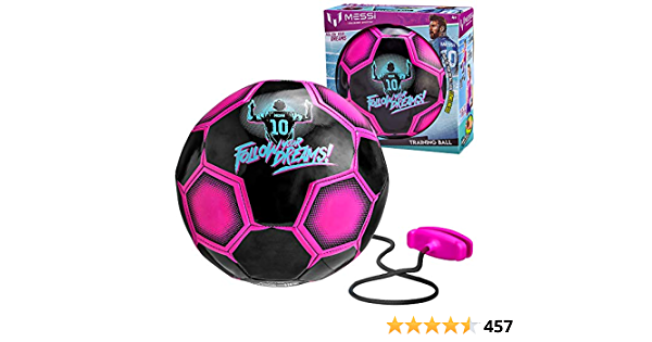 KiddieCollect's tweet photo. Make sure your game is up to perfection. Our training ball is great for practicing foot-eye coordination, body positioning, heading, chesting, juggling, dribbling, and other aspects of the sport so you play like a pro! https://t.co/Ly2fFVx71N https://t.co/QmuHPXkXvy