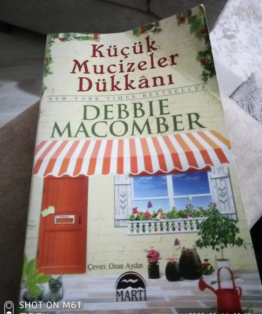 #iyigeceler 

#GeceyeBirSoezBırak 

👍👇👇👇👇kitapsız. Kalma ...