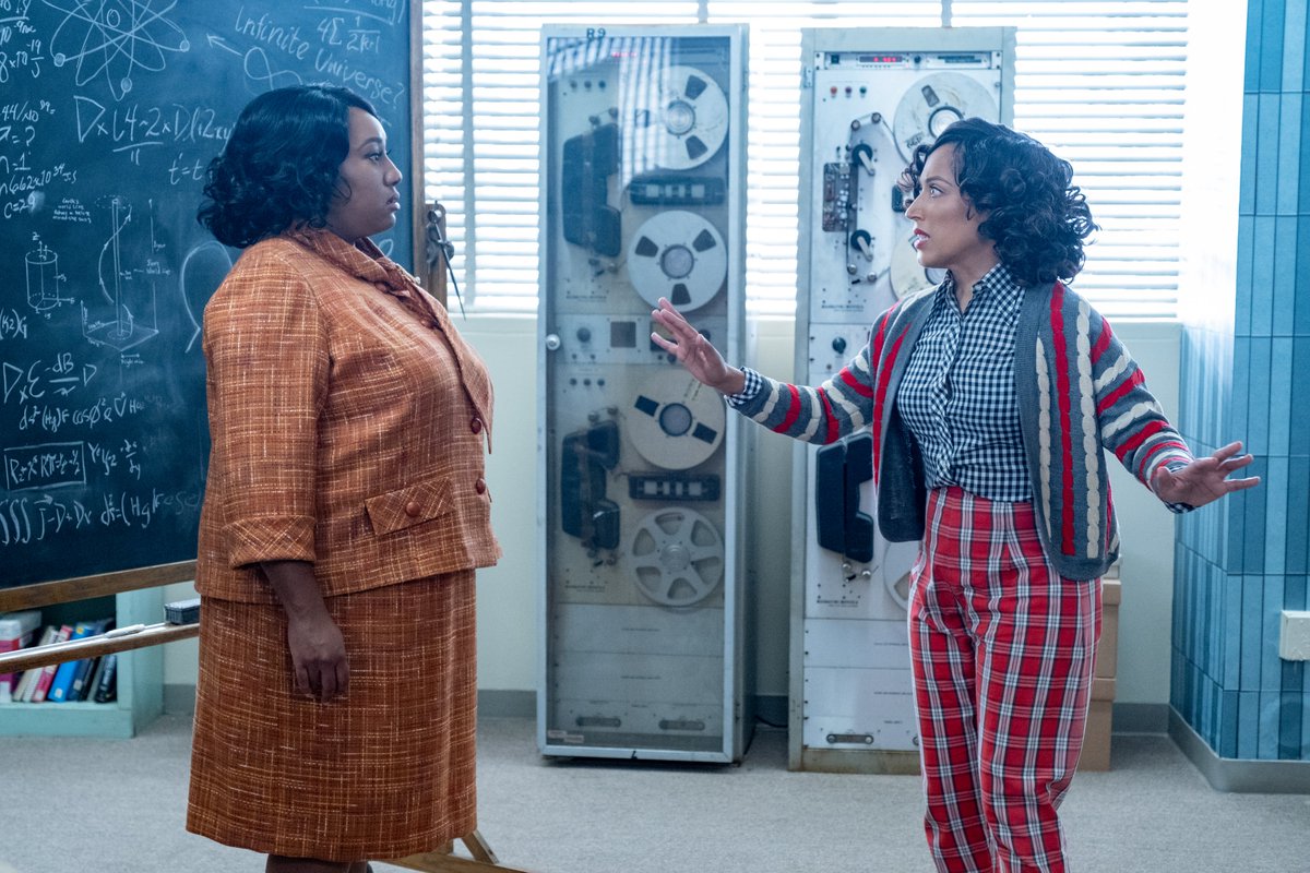 BlackLadySketch's tweet photo. April 8 can't come soon enough! Season 3 is serving LOOKS 👀 https://t.co/ePrc8F4fGg @EW https://t.co/8ag9BCoTli