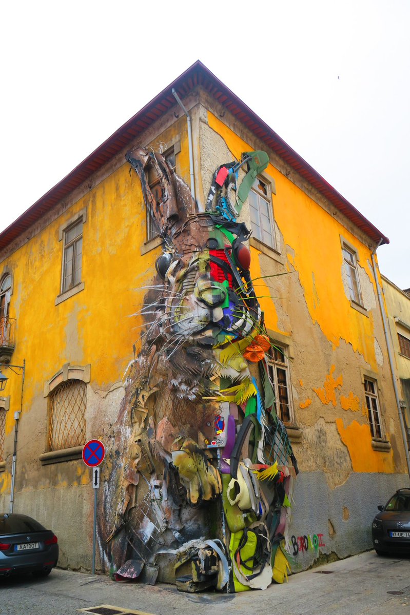 globetwitteuse's tweet photo. J2/ On a traversé le Douro pour explorer Gaia, située en face de Porto. Balade dans les rues, au bord du Douro, détails du lapin de Bordalo et fin de journée par une dégustation de Porto Calem. #Porto #Gaia 🇵🇹 https://t.co/Tp1noyKY5m