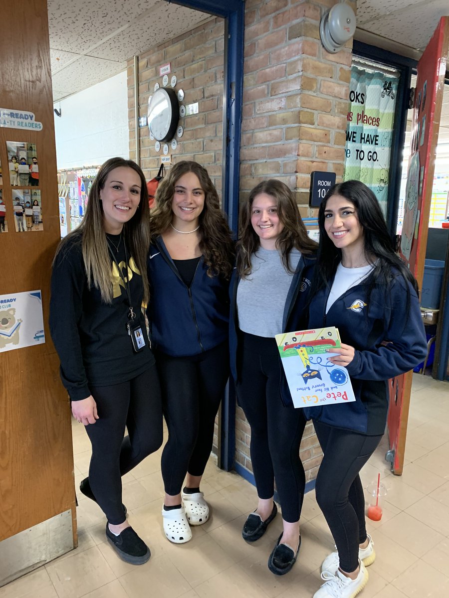 Crestwood_Ath's tweet photo. March is Reading Month!  Crestwood Student Athletes visit elementary schools and read to younger students.  A great experience for all involved!  #read #getinvolved #positive @hassabbas13 @_zshebli7 @Hana3Alkhatib @moehakim32 @shalhout23 https://t.co/6S6TG8WXXB