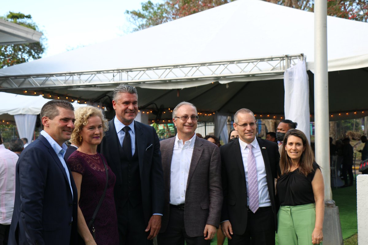 Fundacion Eleta tweet media