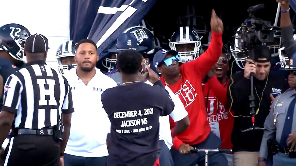JoeCookSports's tweet photo. JUST IN: Jackson State's Spring Game will televised on ESPNU. The game is set for Sunday April 24 at 5pm.
It'll be the first nationally televised HBCU Spring Game. https://t.co/SAb9ilTdTb