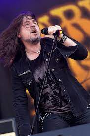 NoClass_Radio's tweet photo. 15 de marzo de 1969. Nace Apollo Papathanasio en Borås, Suecia. Es el vocalista actual de la banda Spiritual Beggars. También ha cantado para los proyectos Firewind, Evil Masquerade y otros. #ApolloPapathanasio #SpiritualBeggars https://t.co/xMKe9PdgZY