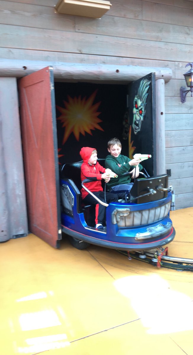 CoachPhill's tweet photo. Fun day at the @mallofamerica with Conman and the Iceman! We got some rides in, mini-golf, and ice cream. Smiles all around! We missed @shanny23. #GuysDay #TuesdayVibes https://t.co/FP0TGns4bA