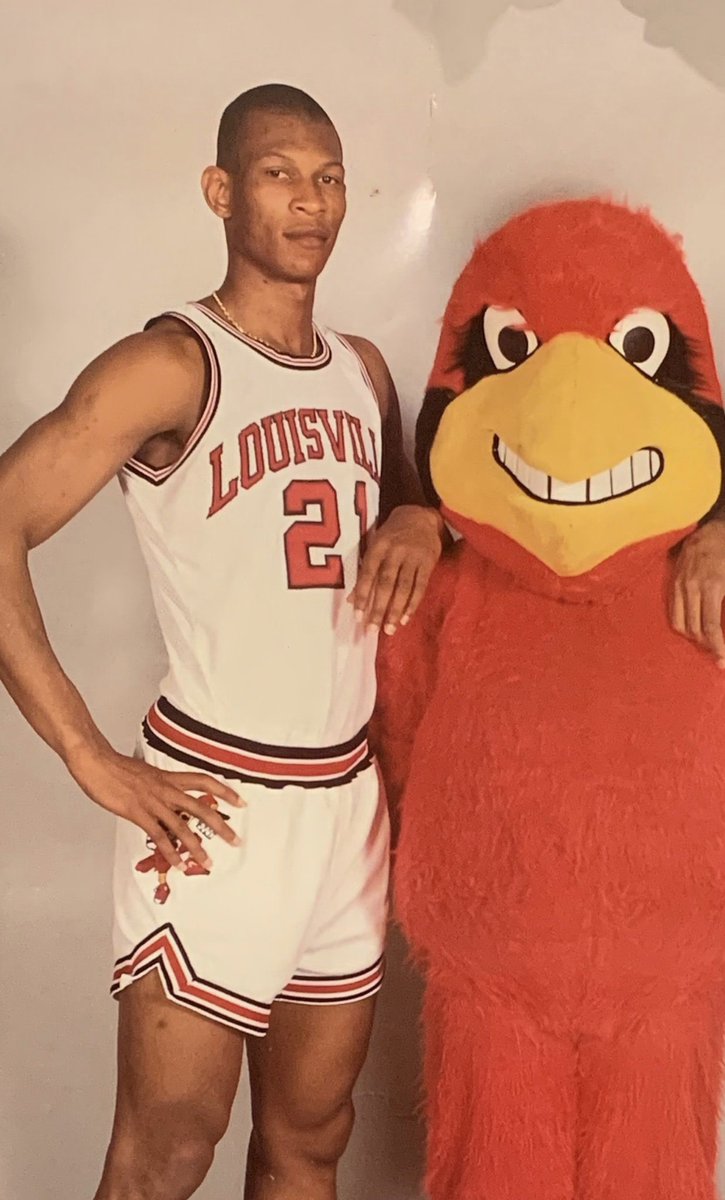 StevenRummage's tweet photo. @JStreble82 #RivalryIsBack https://t.co/1RDO6dMN8x