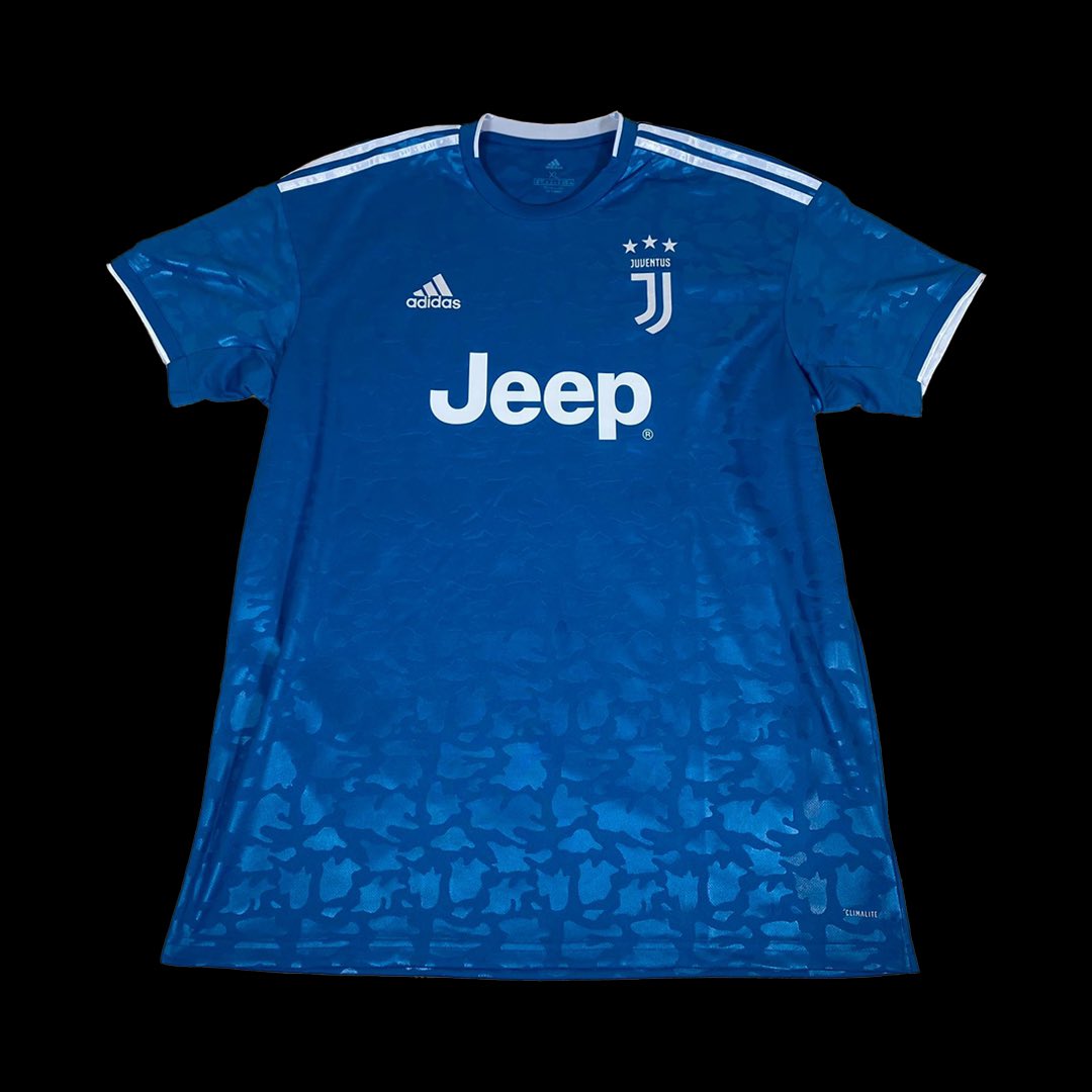 waveyfs's tweet image. 🇮🇹 @adidas x @juventusfcen £39.99 brand new in XL - free UK shipping waveyfootballshirts.com/shop/p/juventu…