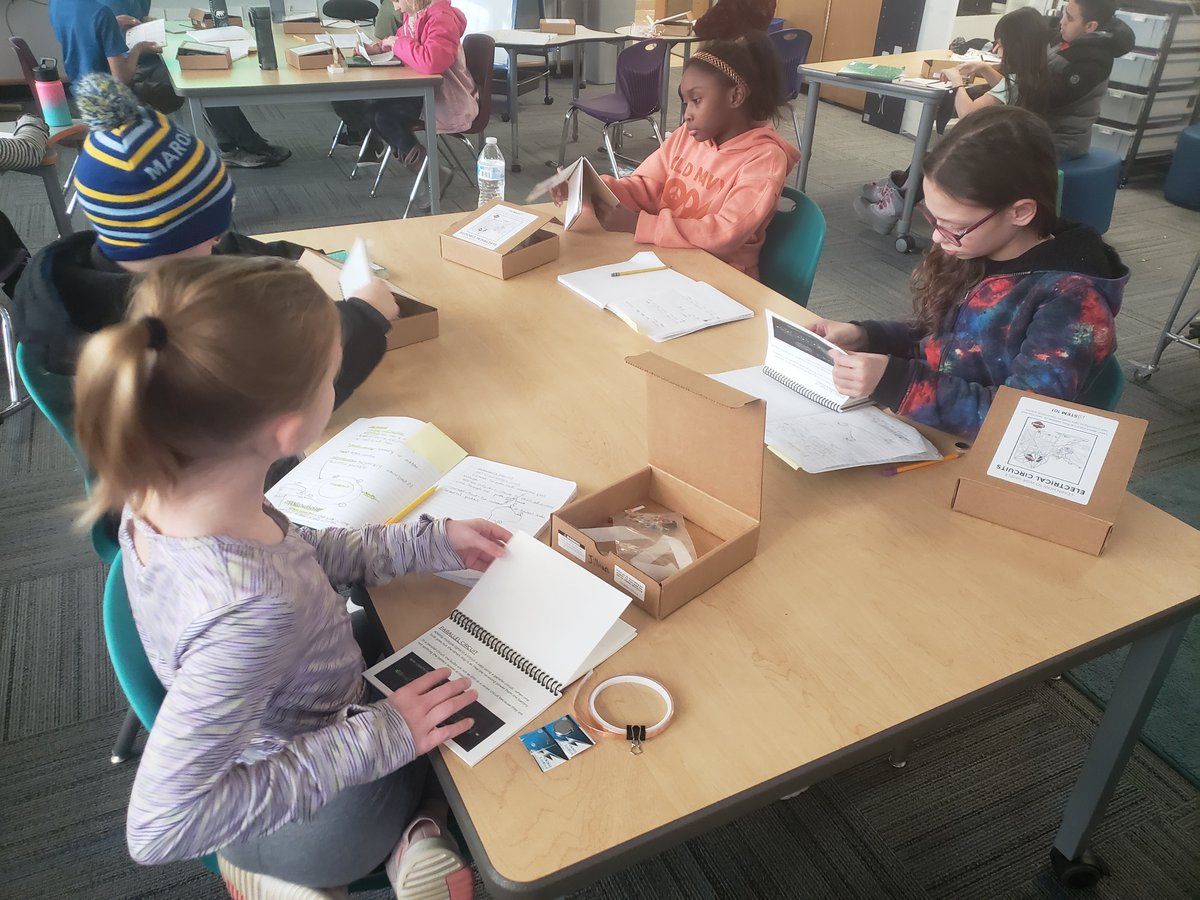 Ms. Wisinski’s 4th grade classroom at <a href="/TosaRoosevelt/">TosaRoosevelt</a> received a STEM101 electrical circuit kit &amp; a booklet supplied by <a href="/HarleyDavidson/">Harley-Davidson</a>! The students were excited to interact with the engaging content. We’re so grateful for the support! #TosaProud