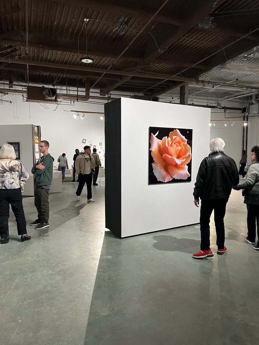 space_gap's tweet image. Not a bad turnout for Art Night.  Building community, celebrating local talent.  Join us every 2nd Saturday @gokaleidoscope  #artopening