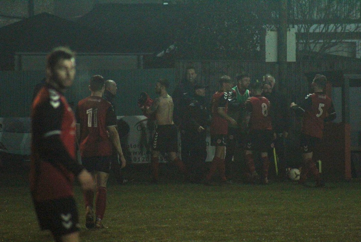 O_BournemouthFC's tweet photo. Jevon &amp; Wilson, make it 3 &amp; 4.

[4-2]

#UpThePoppies🔴⚫️ https://t.co/0RraPBflKA