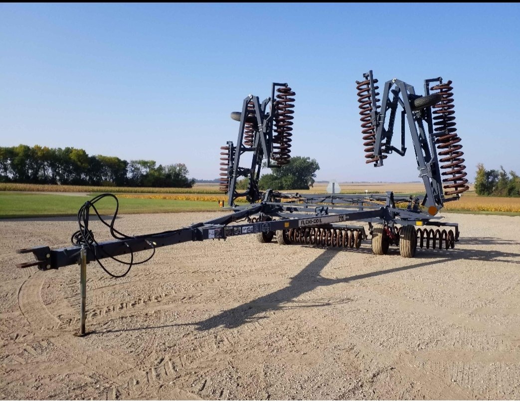 Help me out ag Twitter. Looking for a flexi-coil, coil packer bar for parts. Looking to extend my 46' to a 56', need coils and mounting brackets. Or pictures of a 55'-60' if anyone has. #mbag #flexicoil #packerbar