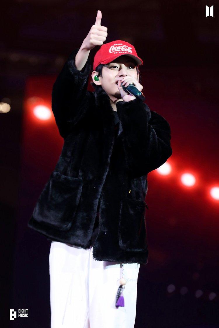 NithuM11's tweet photo. #BTS #KIMTAEHYUNG https://t.co/vjMSilT8P0