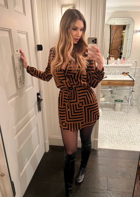 Let&rsquo;s see what kind of trouble I can get into tonight 😈 https://t.co/MexDdOFy5r