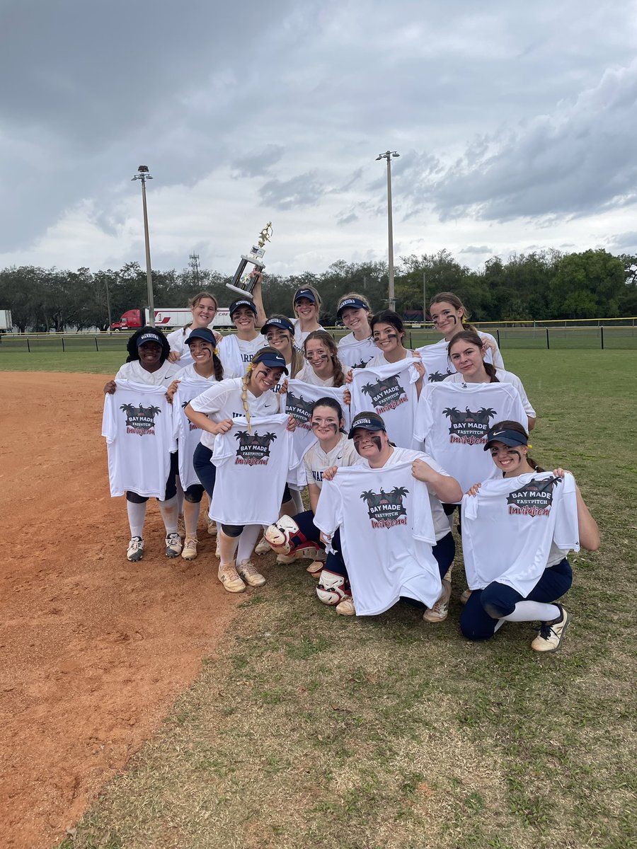 gshs_softball's tweet photo. Warriors win 11-1 in the 3rd place game against Mckeel… Saige Sampson with another great outing!! Offense had 10 hits with Mantei with 2 and another 💣 for Lily Holtje… @BMFastpitch @gshswarriors @SteinbrennerC @Biggamebobby @GSHSESPN https://t.co/MAbBR5Dj3b