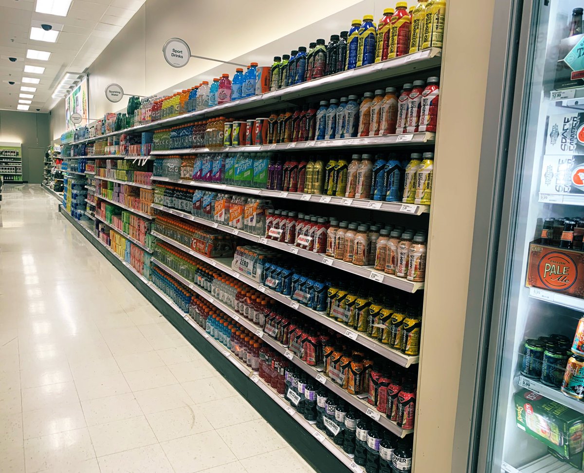 A nice &amp; refresh(ing) 🥤 back wall at T1101 today <a href="/bhorn75/">bryan horn</a> <a href="/27_holla/">Steven Davis</a>