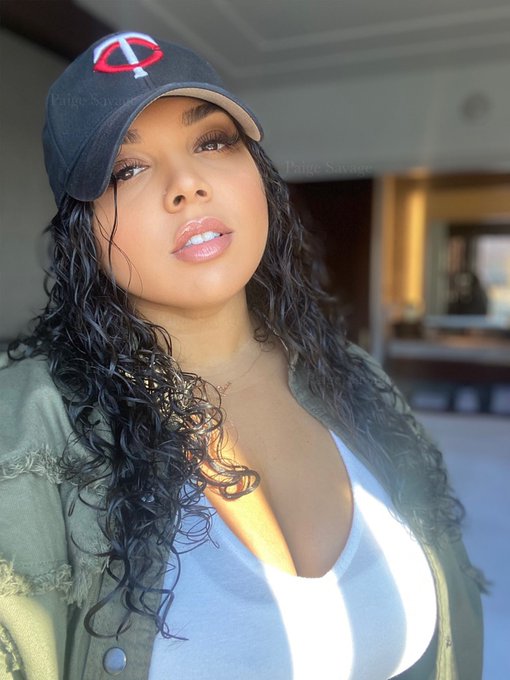 hey y&rsquo;all ❤️&zwj;🔥 https://t.co/YIo7RZ5bqi<a href="/tag/wap"class="tags"><span>#wap</span></a>
