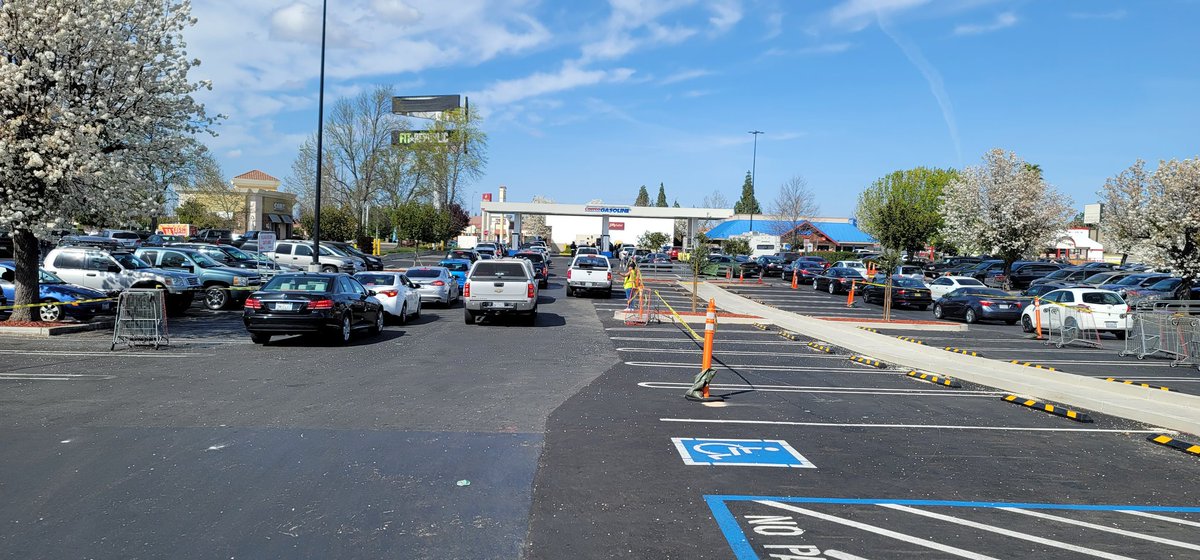 Tesla Owners Of San Joaquin Valley (@sjvtesla) on Twitter photo So you'll wait 30+ min at Costco for gas, but not 20 min at a Tesla Supercharger to top up? 
I just want to understand, no shade.🤔 So you'll wait 30+ min at Costco for gas, but not 20 min at a Tesla Supercharger to top up? 
I just want to understand, no shade.🤔