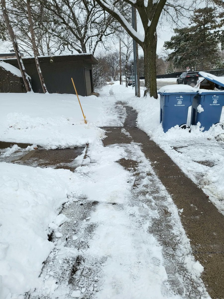 Vail Place tweet media