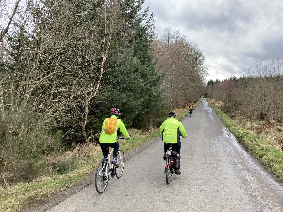 Laura_CSW's tweet photo. A 25-mile loop around Dunkeld to check route 77 with Perth & Kinross volunteers and @HannahTaylorNCN. #routecheck #NationalCycleNetwork #volunteering @SustransScot https://t.co/miU33dojez