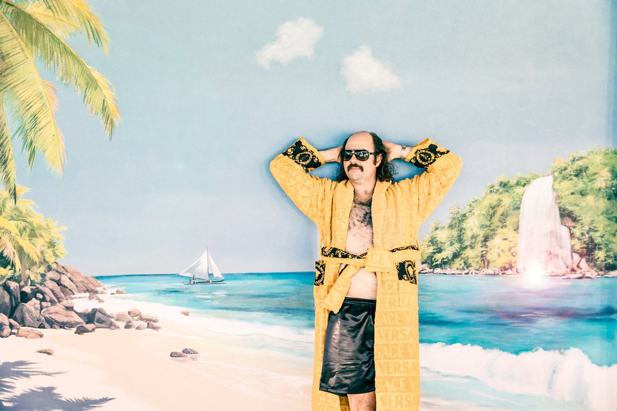 Donny Benét tweet media