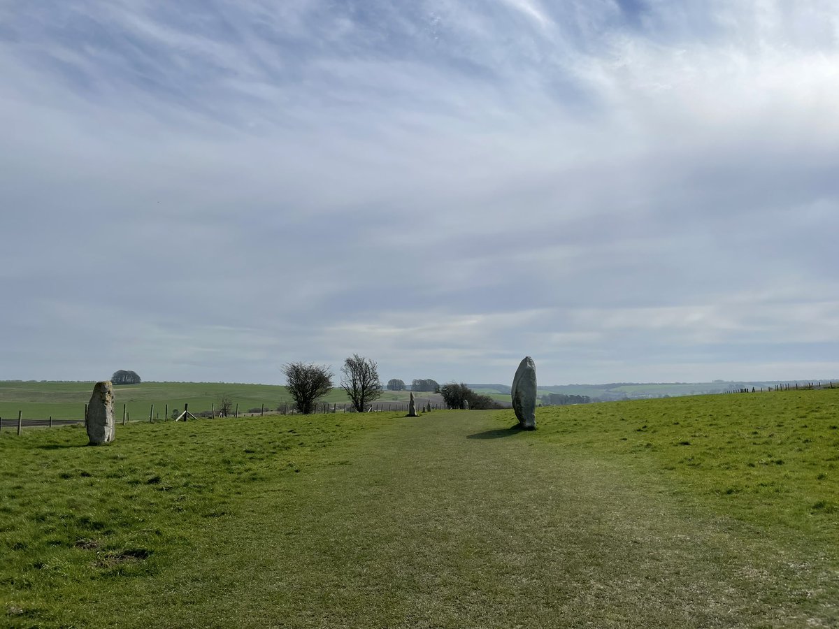 Another beautiful day for walking - this time in the Avebury landscape. #greatwestway #timeforwiltshire