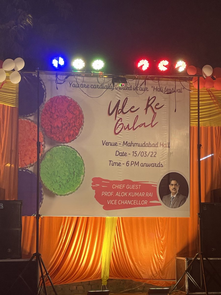 Profofbotany's tweet photo. Mahmudabad hall celebrates ‘Ude Re Gulal’#OPSir https://t.co/GoRwe2CMCj